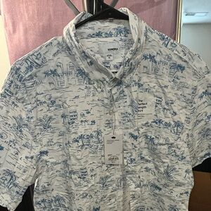 Sonoma Men's Casual Shirt with Blue and White Print